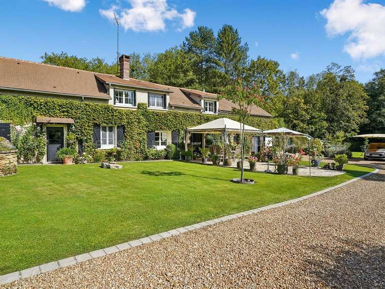 Maison Poigny-la-Forêt - 5 chambres - 220m²