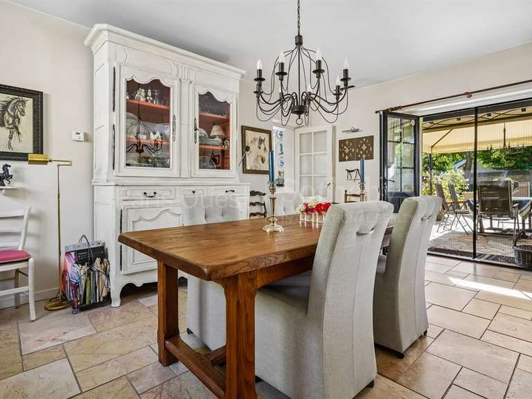 Maison Poigny-la-Forêt - 5 chambres - 220m²