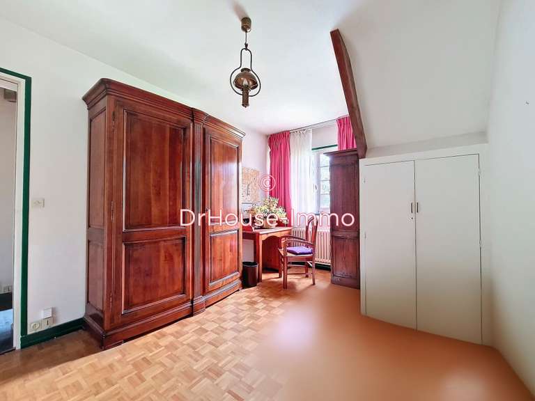 Villa Poigny-la-Forêt - 7 chambres - 337m²