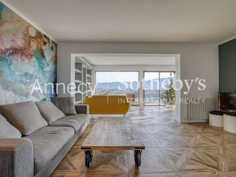 Maison Poisy - 3 chambres - 212m²