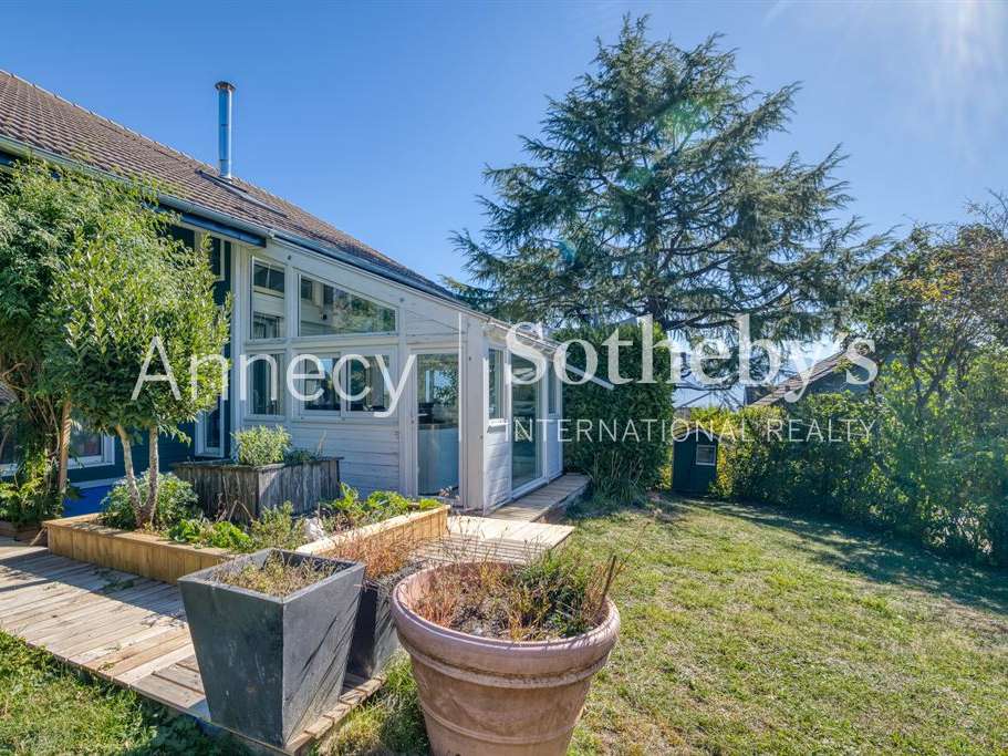 Maison Poisy