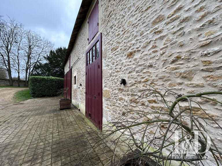 Château Poitiers - 8 chambres - 632m²