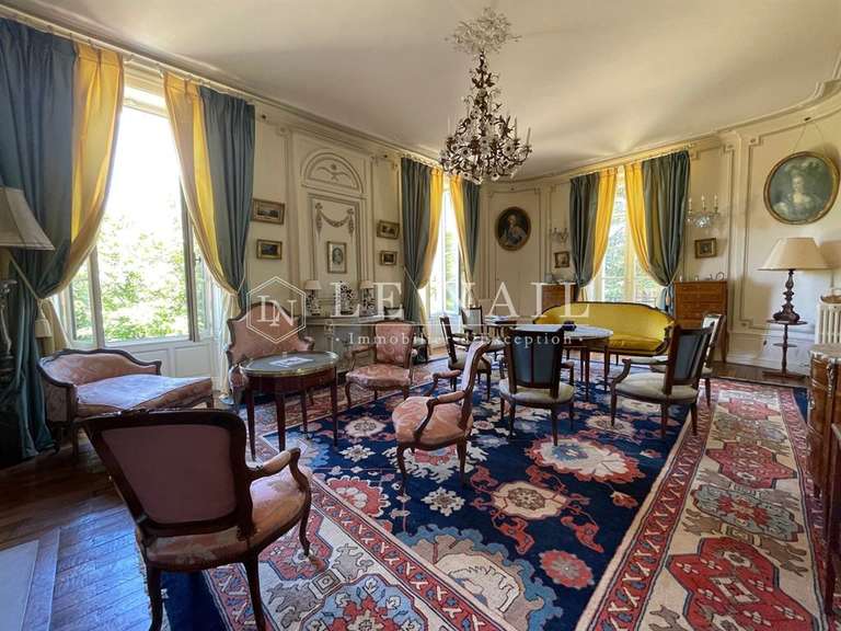 Château Poitiers - 6 chambres - 520m²
