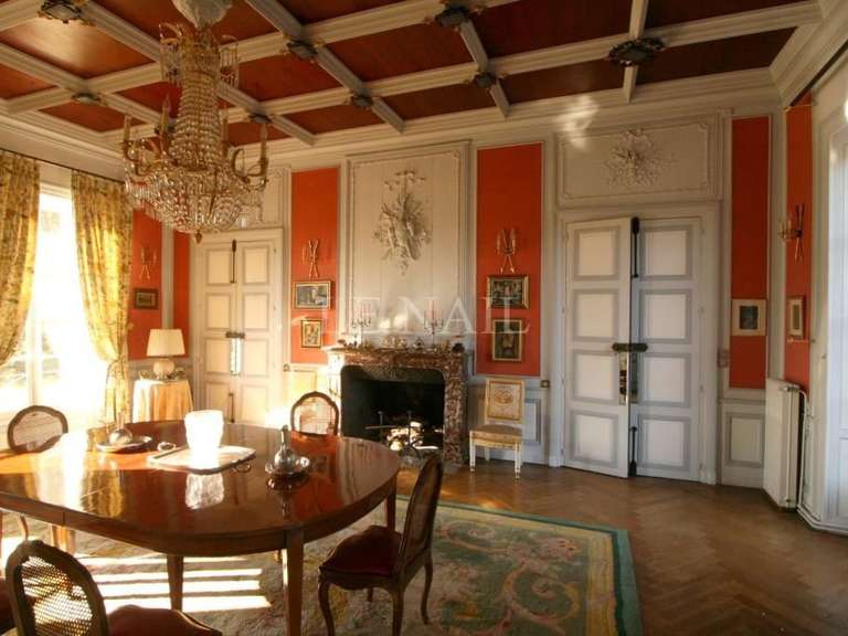 Château Poitiers - 12 chambres - 600m²