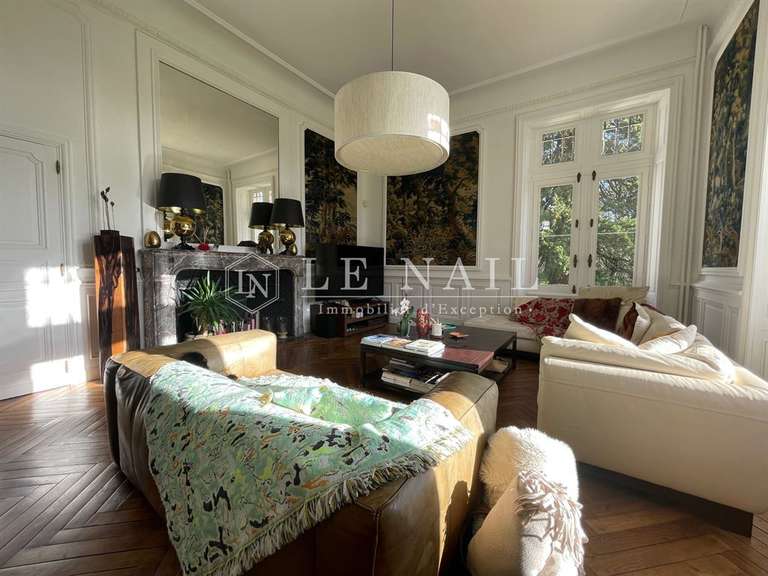 Château Poitiers - 5 chambres - 600m²