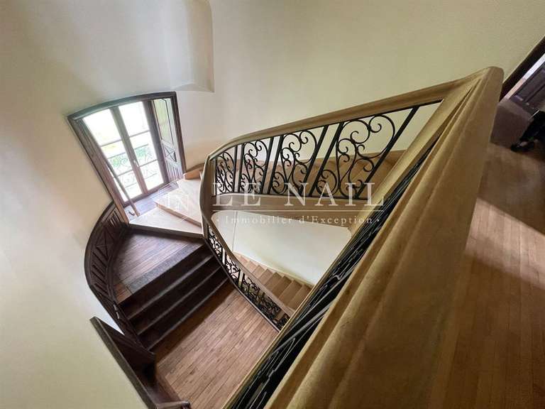 Château Poitiers - 6 chambres - 520m²