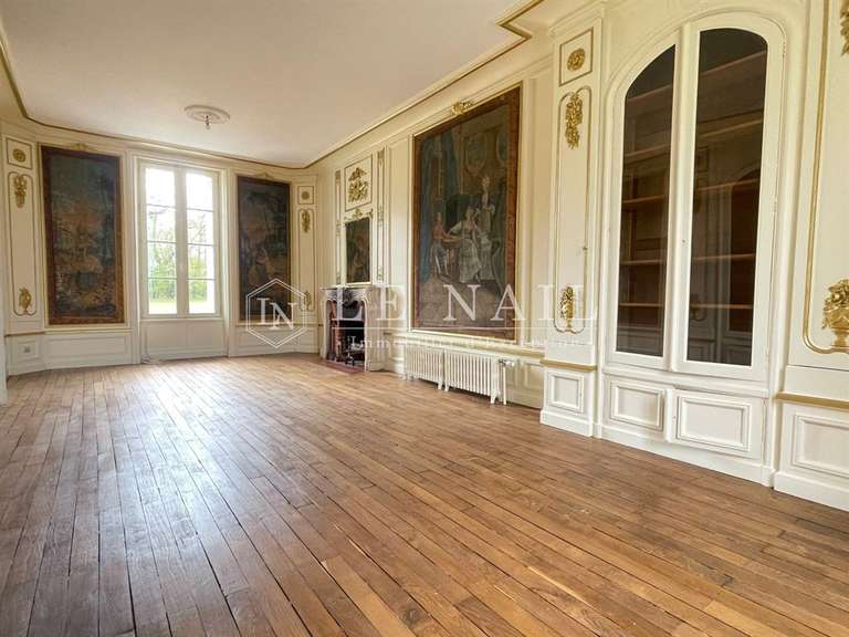 Château Poitiers - 6 chambres - 520m²