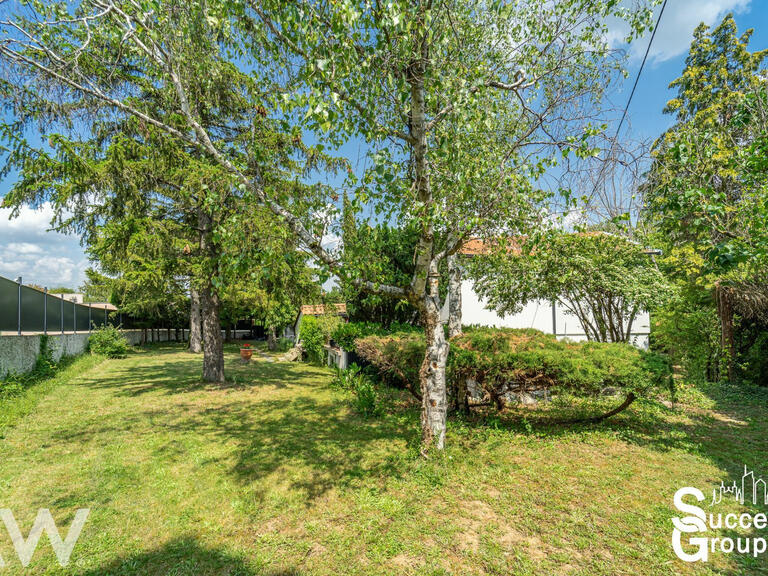 Villa Poleymieux-au-Mont-d'Or - 4 chambres - 147m²