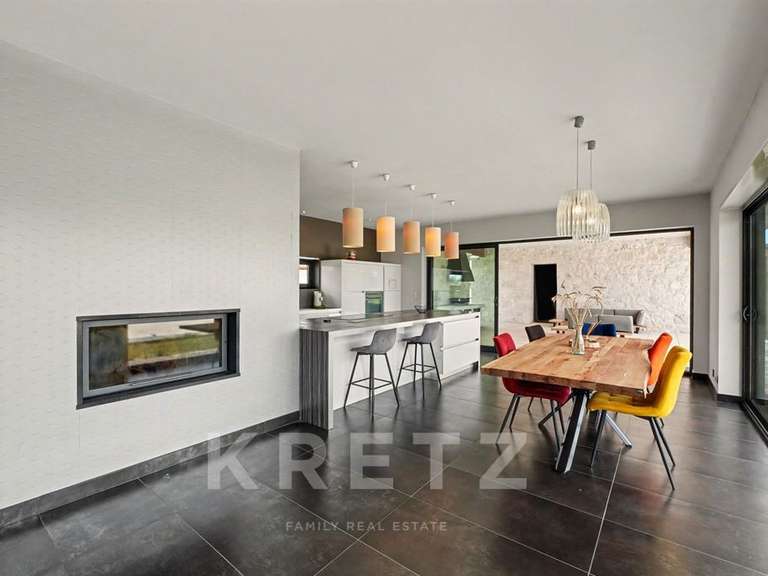 Maison Pommevic - 4 chambres - 235m²