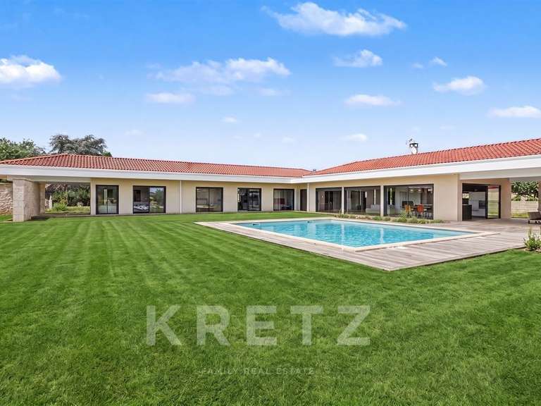 Maison Pommevic - 4 chambres - 235m²