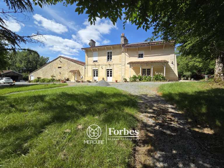 Maison Pompignac - 5 chambres - 750m²
