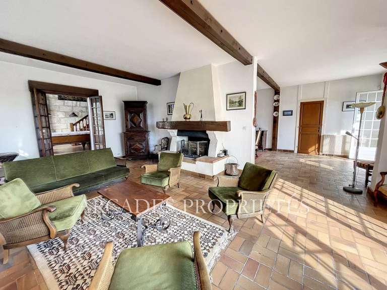 Propriété Pompignac - 5 chambres - 332m²