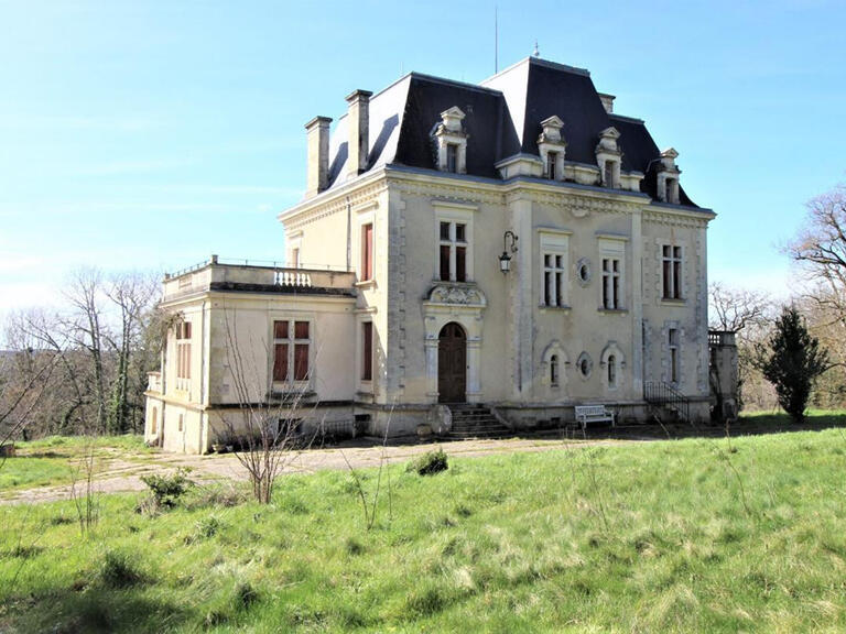 Vente Propriété Pons - 7 chambres