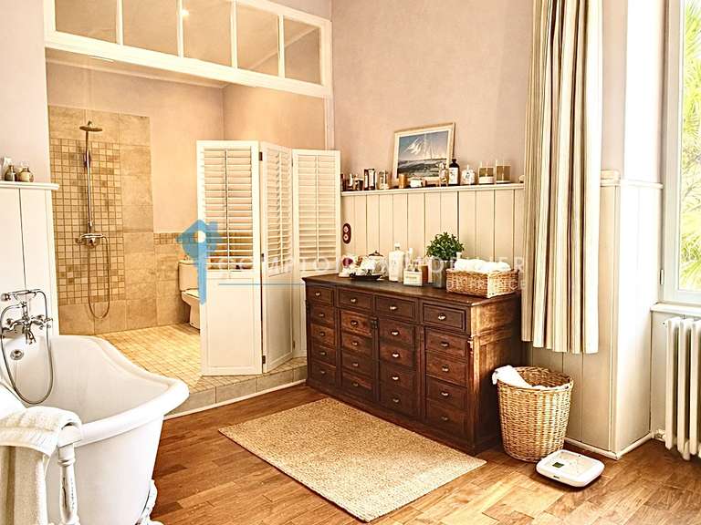 Maison Pont-de-Labeaume - 17 chambres - 800m²