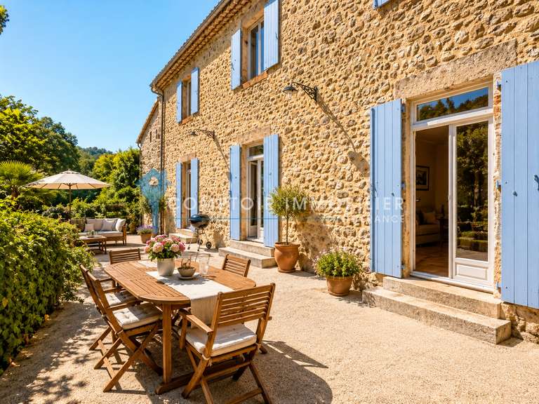 Maison Pont-de-Labeaume - 17 chambres - 800m²