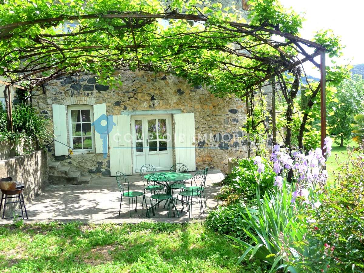 House Pont-de-Labeaume