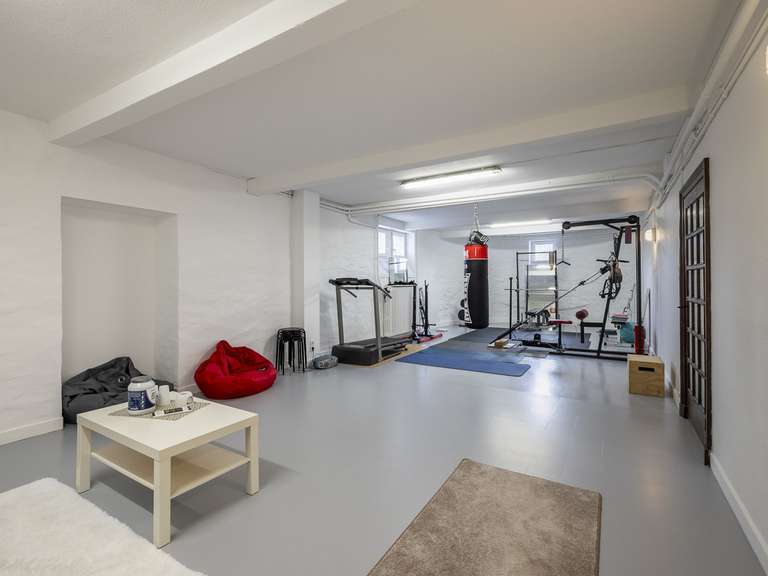 Propriété Pont-du-Château - 5 chambres - 325m²