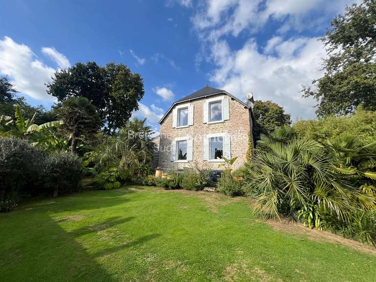 Maison Pont-l'Abbé - 3 chambres - 212m²