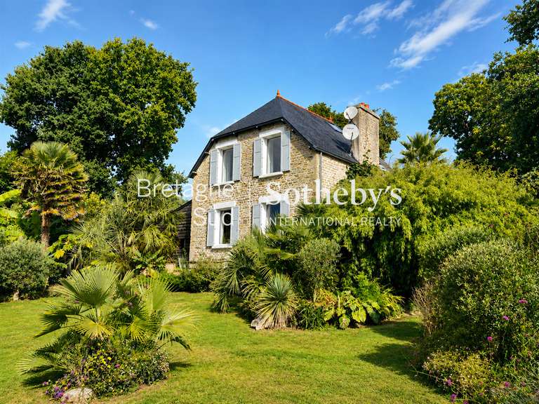 Maison Pont-l'Abbé - 3 chambres - 212m²