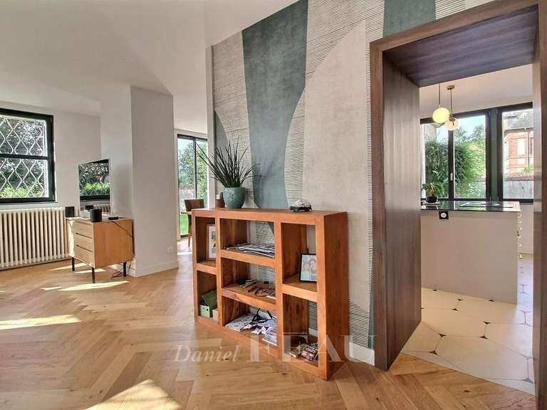 Appartement Pont-l'Évêque - 8 chambres - 325m²