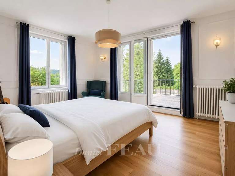 Appartement Pont-l'Évêque - 8 chambres - 325m²