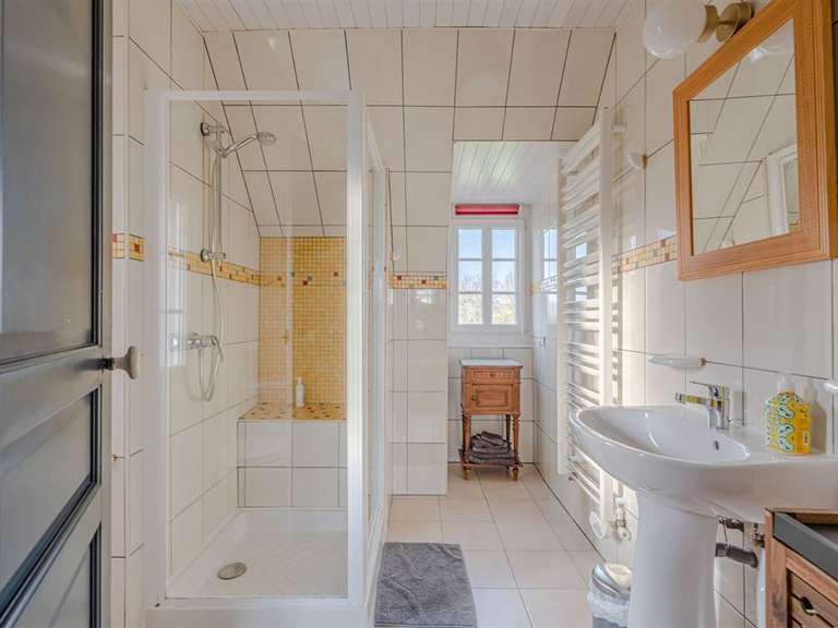 Maison Pont-l'Évêque - 7 chambres - 230m²