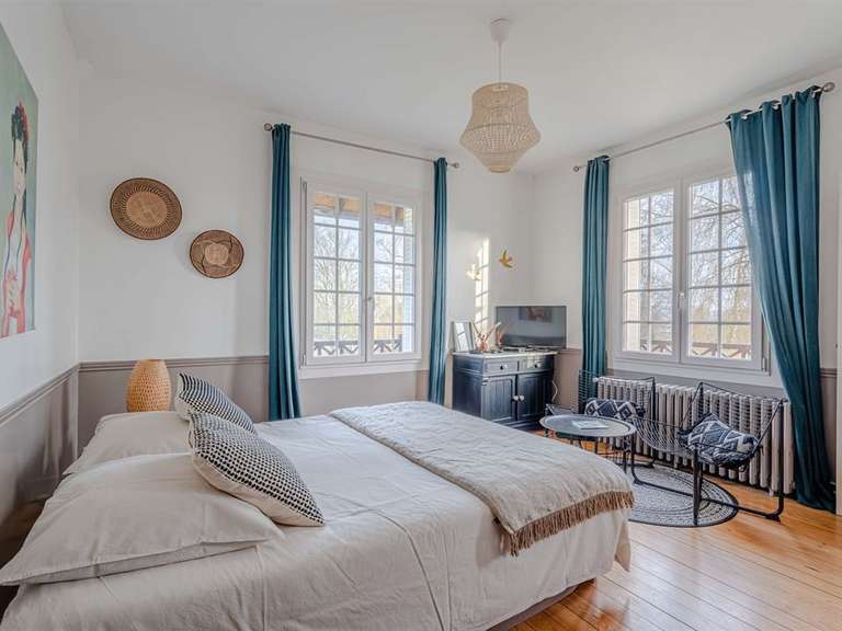 Maison Pont-l'Évêque - 7 chambres - 230m²