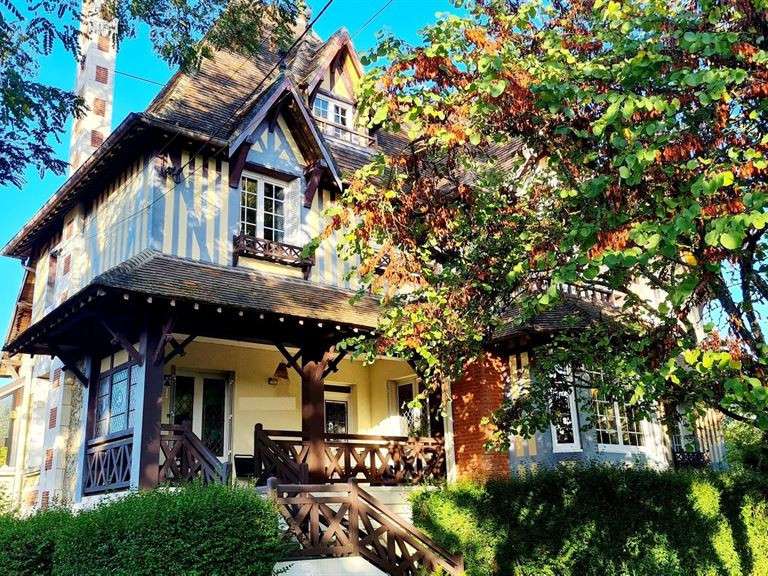 House Pont-l'Évêque