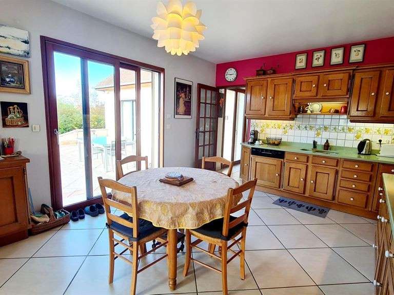 Maison Pont-l'Évêque - 4 chambres - 235m²