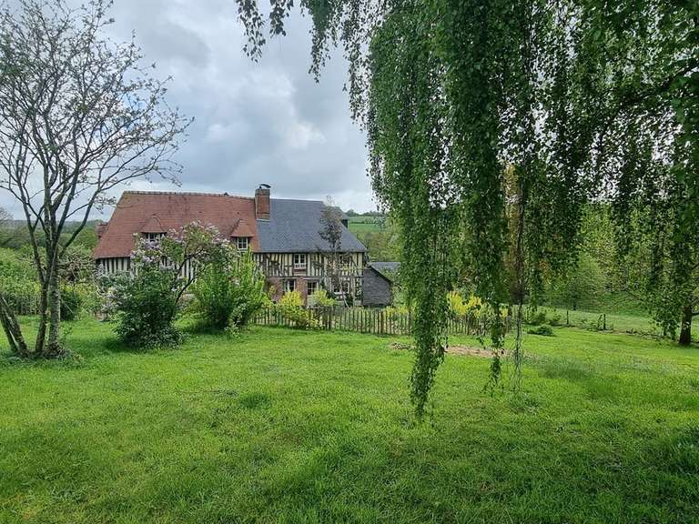 Propriété Pont-l'Évêque - 7 chambres - 282m²