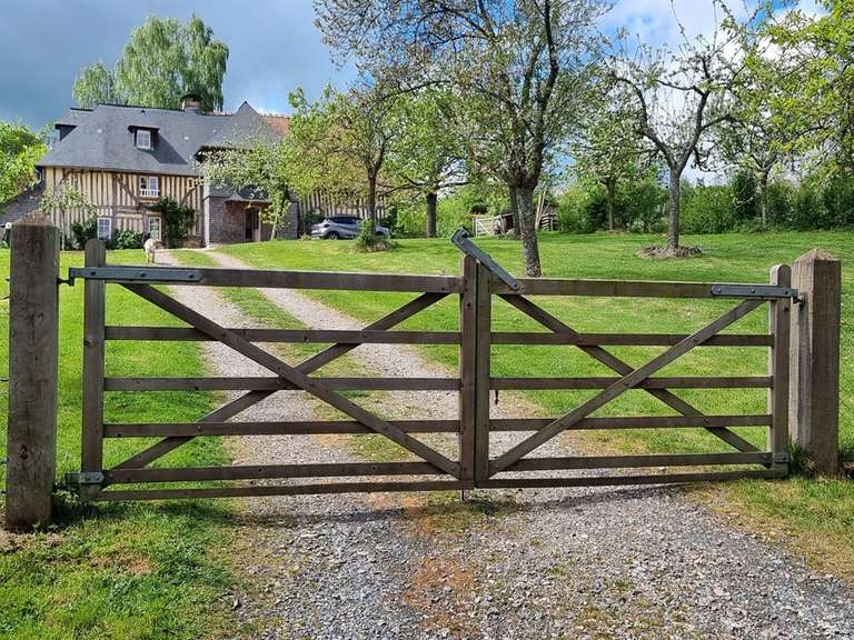 Propriété Pont-l'Évêque - 7 chambres - 282m²