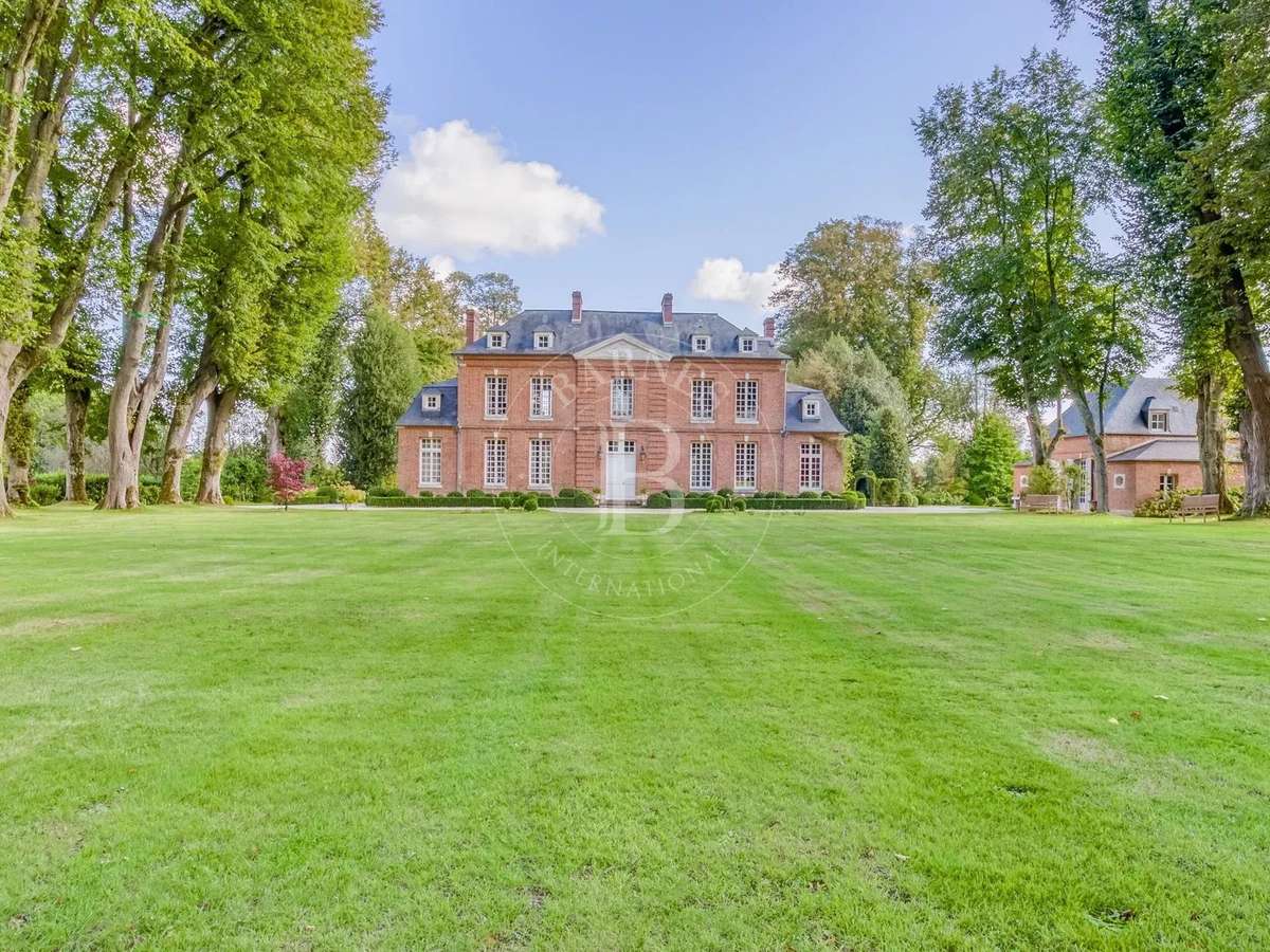 Property Pont-l'Évêque