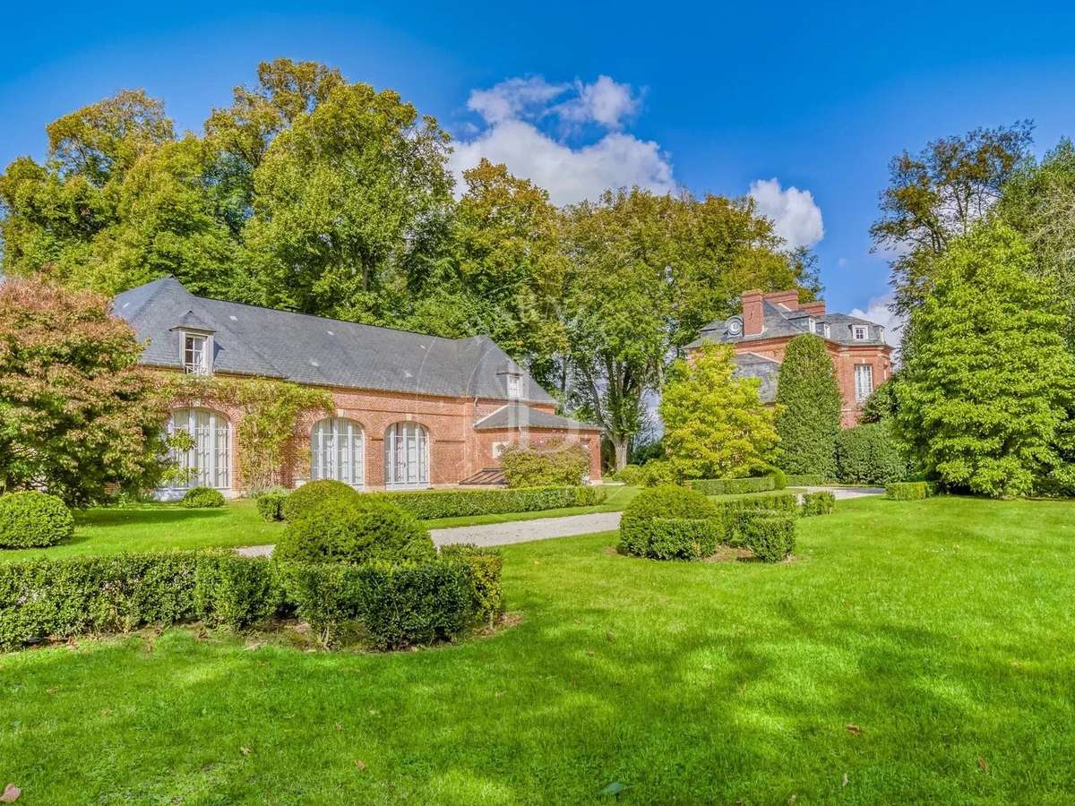 Property Pont-l'Évêque