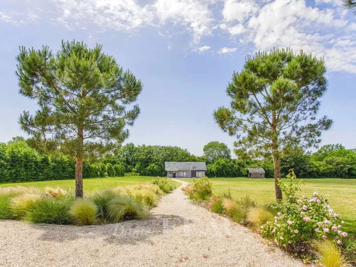 Propriété Pont-l'Évêque