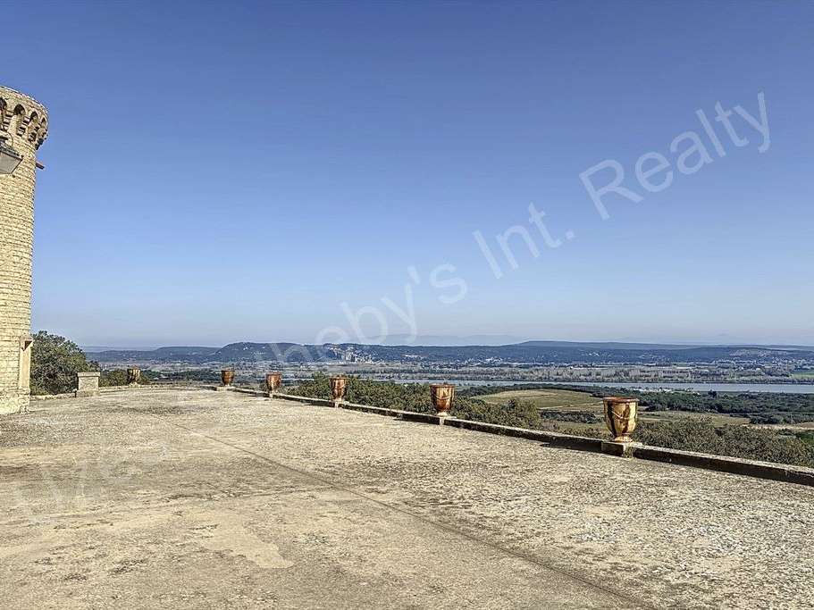 Castle Pont-Saint-Esprit