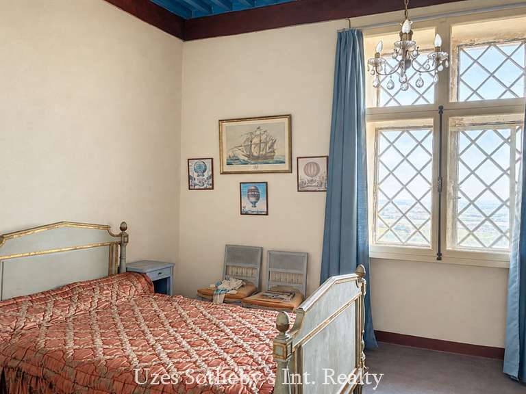 Château Pont-Saint-Esprit - 7 chambres - 385m²