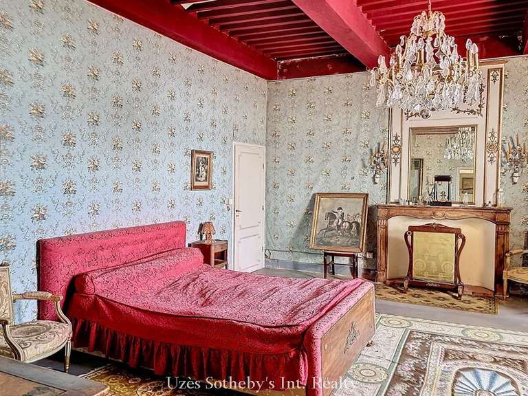 Château Pont-Saint-Esprit - 7 chambres - 385m²