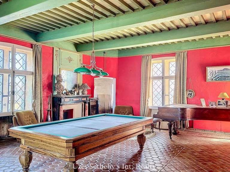 Château Pont-Saint-Esprit - 7 chambres - 385m²