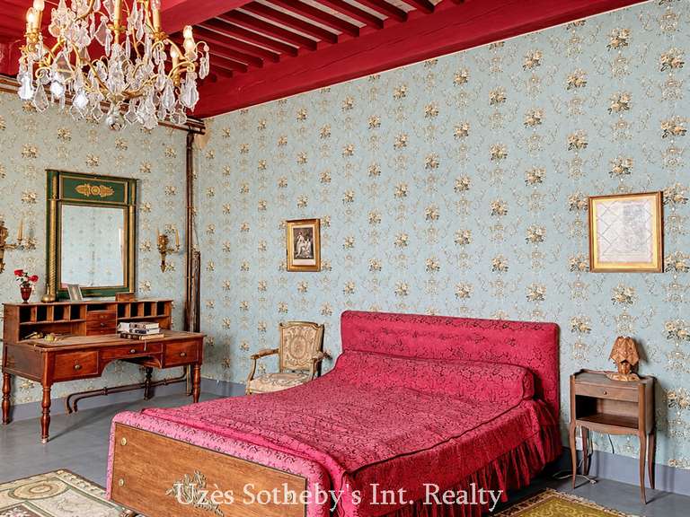 Château Pont-Saint-Esprit - 7 chambres - 385m²