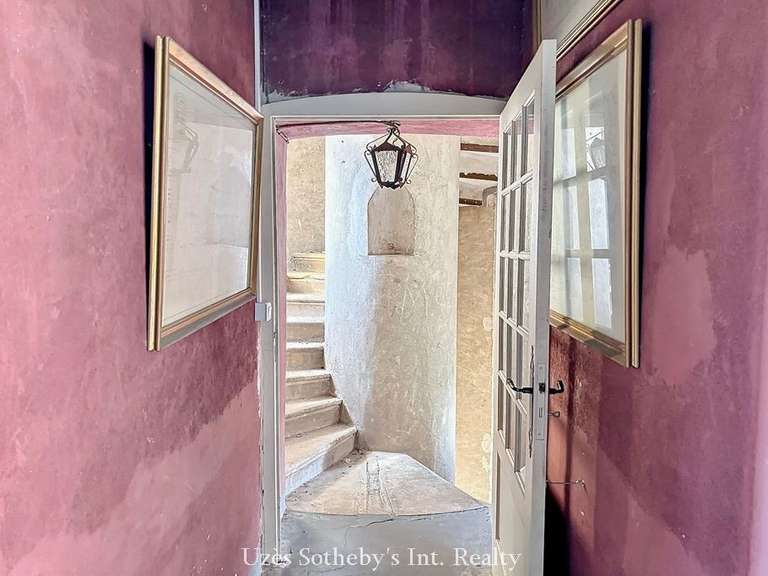 Château Pont-Saint-Esprit - 7 chambres - 385m²