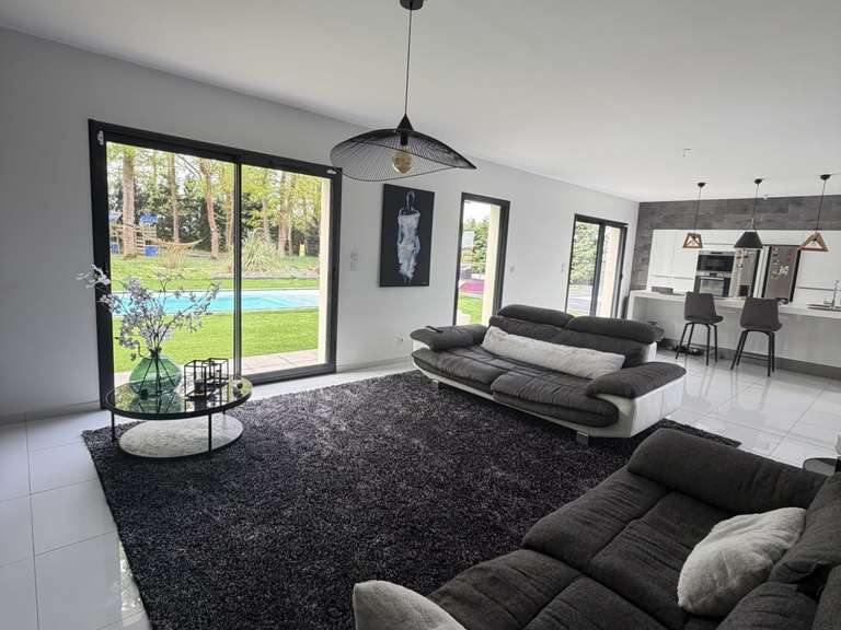 Maison Pont-Sainte-Maxence - 3 chambres - 175m²