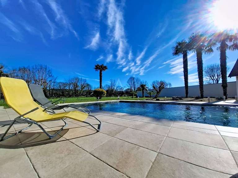 Maison Pontacq - 4 chambres