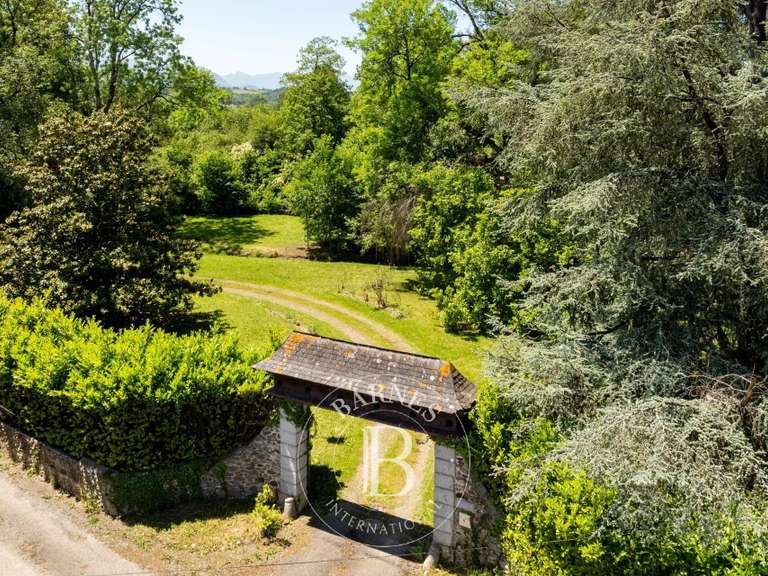 Mill Pontacq - 3 bedrooms - 330m²