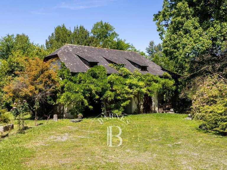 Mill Pontacq - 3 bedrooms - 330m²