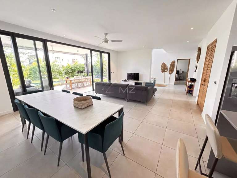 Villa Pontaix - 4 bedrooms - 328m²