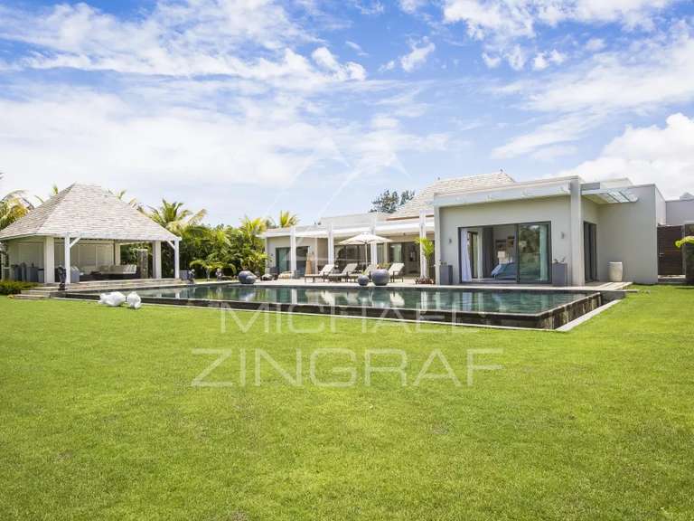 Villa Pontaix - 4 bedrooms - 396m²