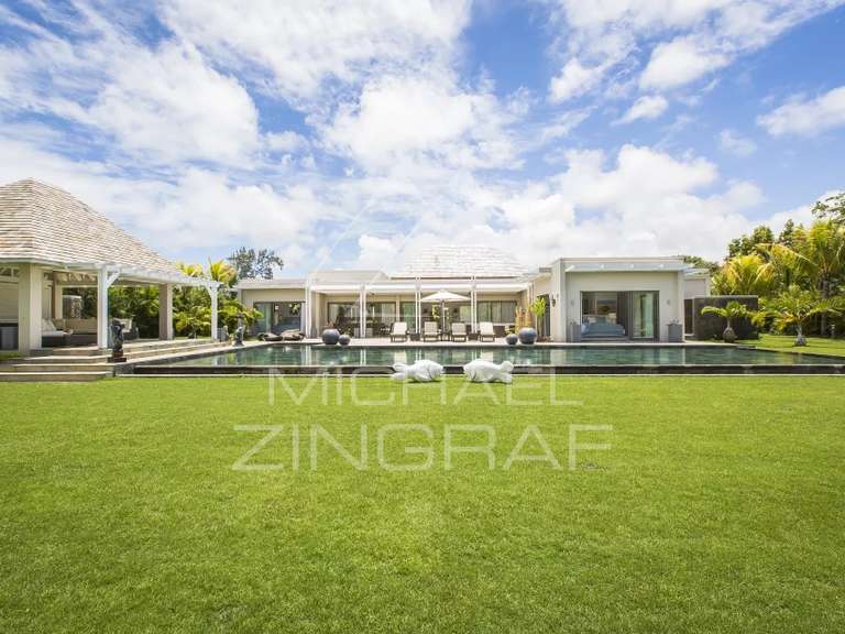 Villa Pontaix - 4 bedrooms - 396m²