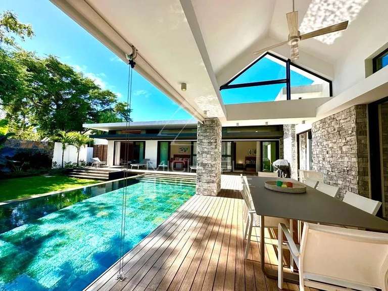 Villa Pontaix - 4 bedrooms - 514m²