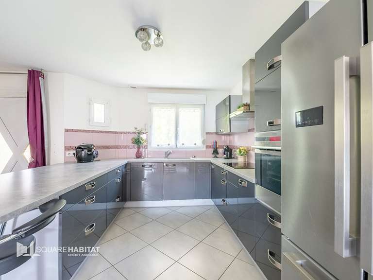 Maison Pontarlier - 5 chambres - 122m²