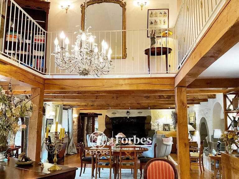 Maison Pontivy - 5 chambres - 294m²